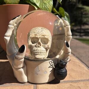 Martha Stewart Halloween Water Globe Skeleton Hands Skulls W/glitter **READ